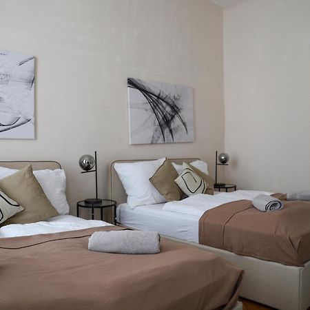Spacious Apartment, 3 Min To U6 Metro Wien Eksteriør bilde