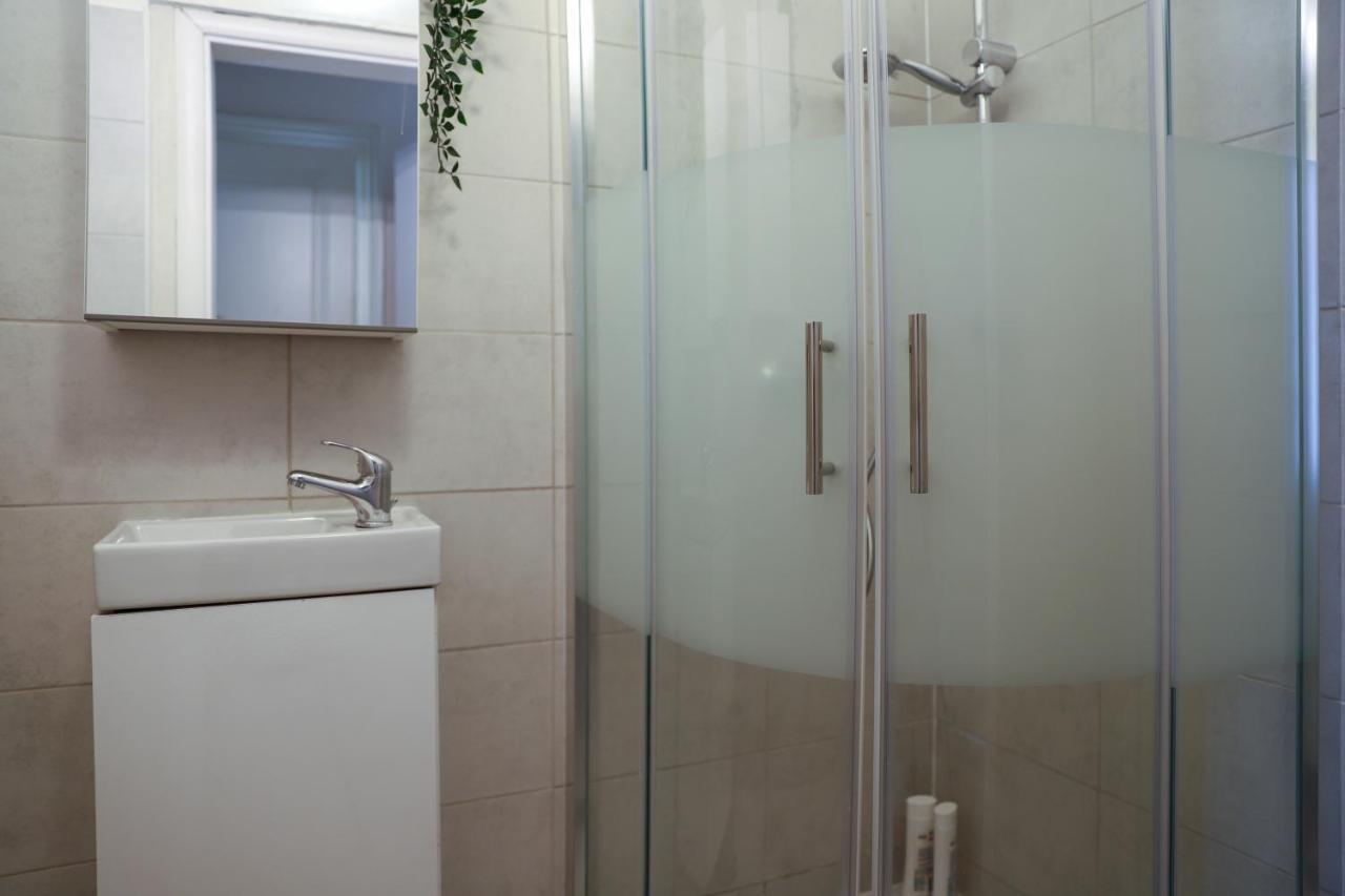 Spacious Apartment, 3 Min To U6 Metro Wien Eksteriør bilde
