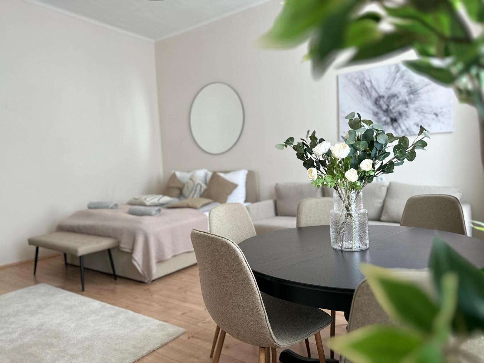 Spacious Apartment, 3 Min To U6 Metro Wien Eksteriør bilde