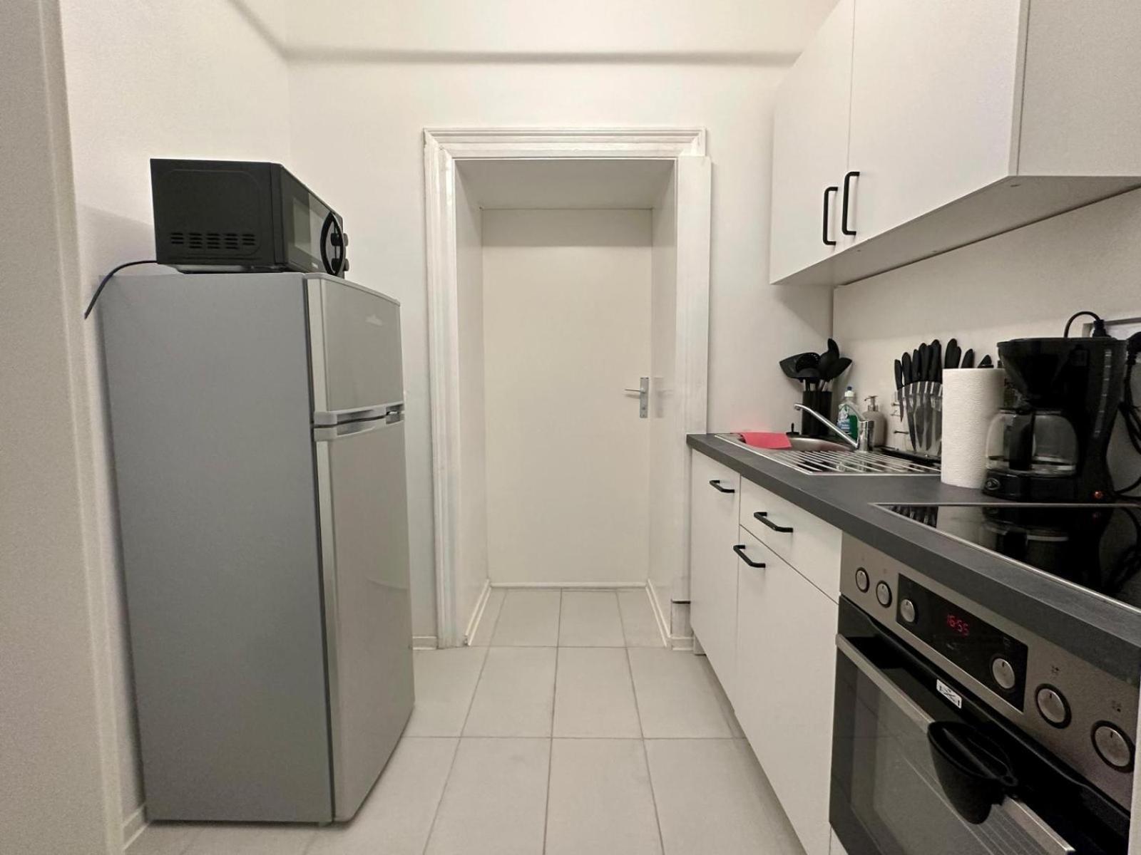 Spacious Apartment, 3 Min To U6 Metro Wien Eksteriør bilde