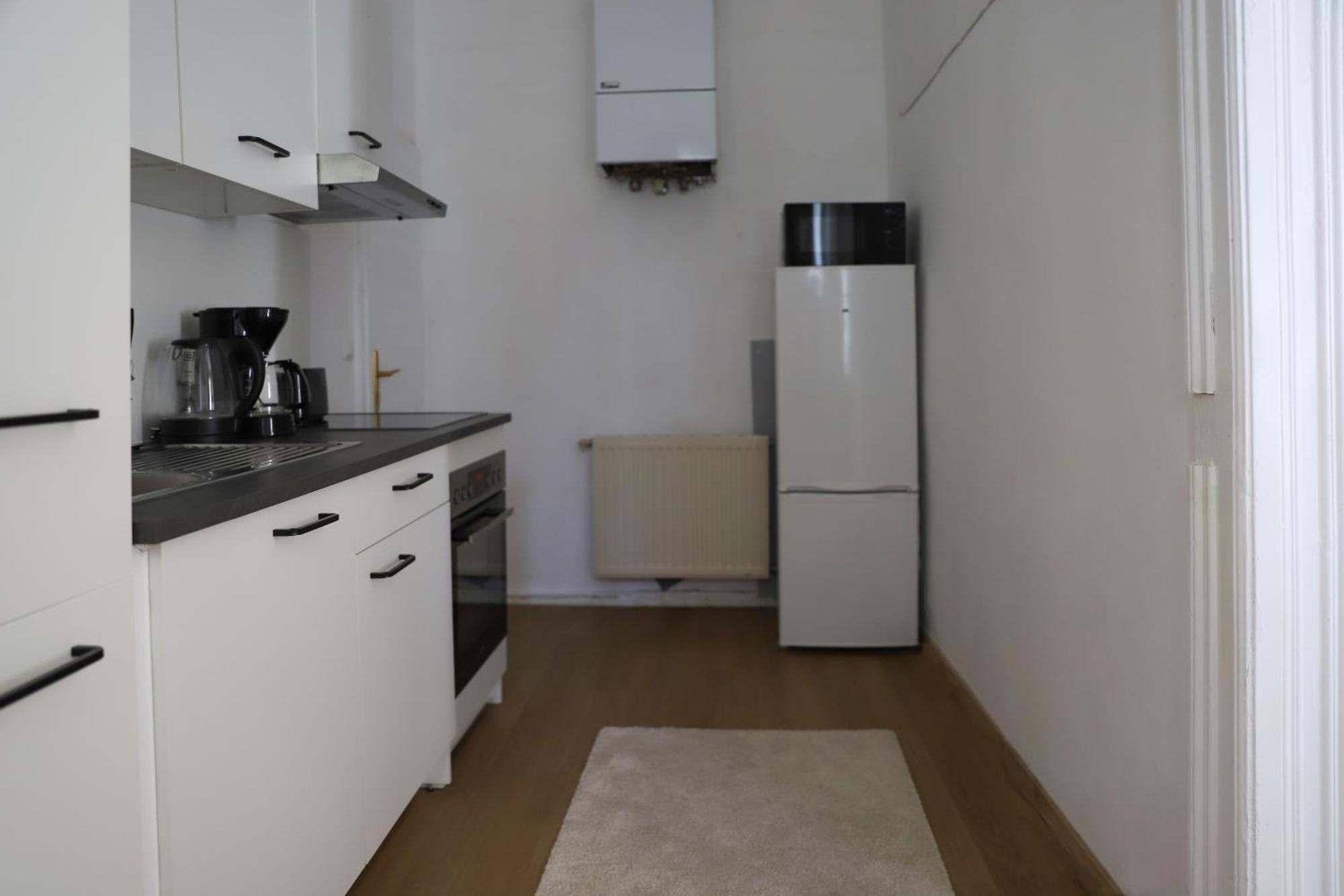 Spacious Apartment, 3 Min To U6 Metro Wien Eksteriør bilde